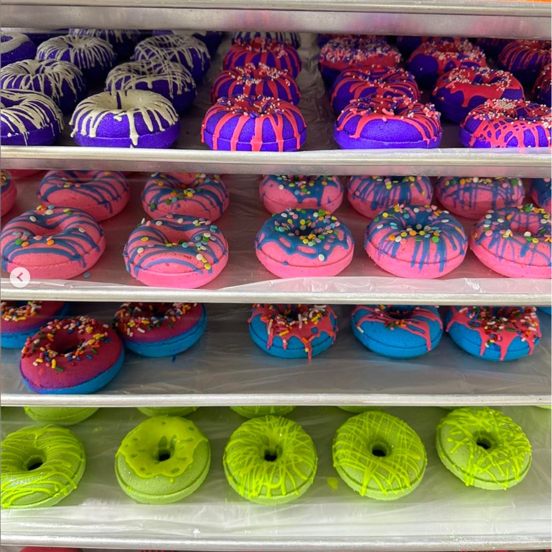 Best Bath Bombs in 2026: What to Look For, What to Avoid, and Where to Buy